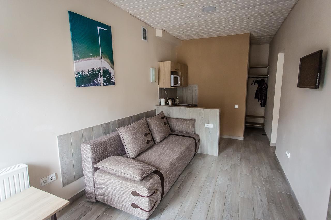 Hotel Poilsis Palangoje à Palanga Extérieur photo